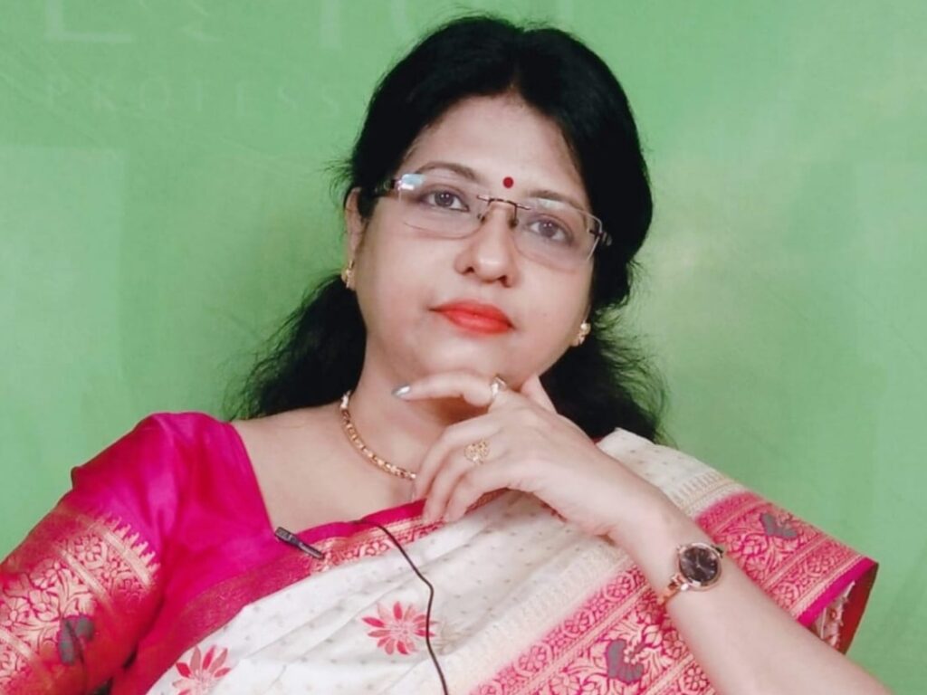 Prof. Dr. Swati Ghosal is a Famous Astrologer in Kolkata